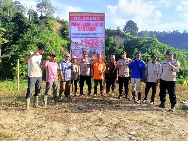 Pospol pirak timu dijajaran Polres Aceh Utara gencar melakukan sosialisasi kepada masyarakat yang mempunyai lahan agar tidak membuka lahan dengan cara membakar baik itu pertanian maupun perkebunan