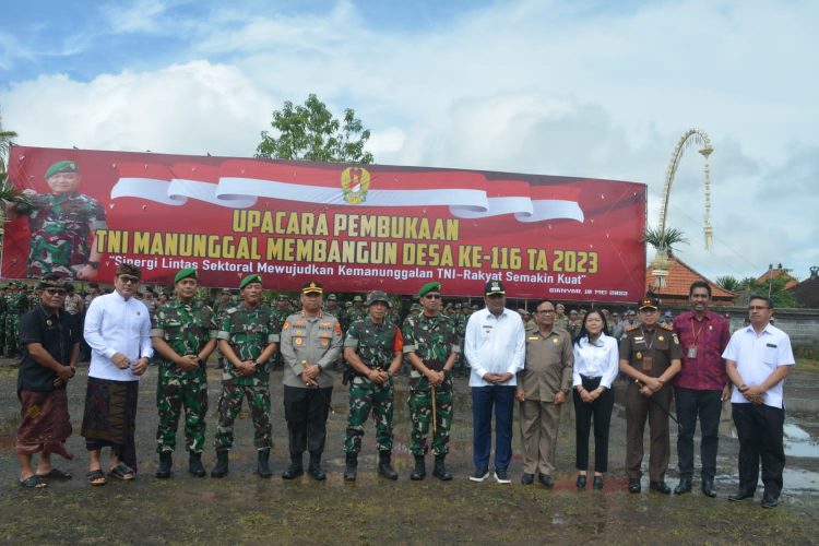 Upacara pembukaan Tentara Manunggal Membangun Desa (TMMD) ke 116 T.A 2023 di lapangan Wibisana,  Banjar Teruna, Desa Siangan, Kecamatan Gianyar, Kabupaten Gianyar, Bali. dengan tema "Sinergi Lintas Sektoral Mewujudkan Kemanunggalan TNI-Rakyat Semakin Kuat", dibuka langsung oleh Bupati Gianyar sebagai inspektur upacara, I Made Agus Mahayastra.