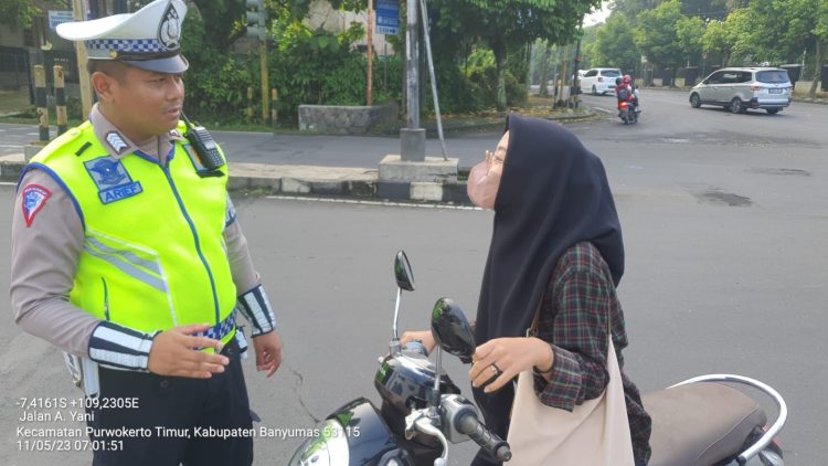 Satlantas Polresta Banyumas Polda Jateng mengingatkan kembali kepada para pengendara kendaraan bermotor untuk tetap disiplin dalam mematuhi aturan lalu lintas