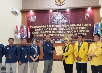 DPD Partai Golkar mengajukan bakal calon Caleg 50 orang ke KPU Purbalingga,  hari Sabtu, 13 /5/2023