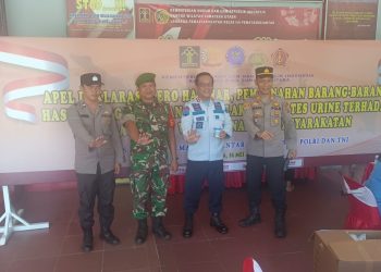 Lembaga Pemasyarakatan (Lapas) kelas IIa Pematangsiantar gelar apel Deklarasi Zero Halinar, pemusnahan barang bukti hasil penggeledahan dan pelaksanaan tes urine terhadap pegawai dan Warga binaan Pemasyarakatan (WBP) lapas kelas IIa Pematangsiantar