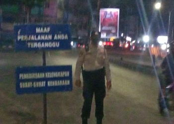 Polsek Ilir Timur II Polrestabes Palembang Polda Sumsel menggelar Kegiatan Rutin Yang Ditingkatkan (KRYD) berupa Razia Stasioner dan patroli Cipta Kondisi (cipkon), guna menciptakan rasa aman bagi masyarakat.