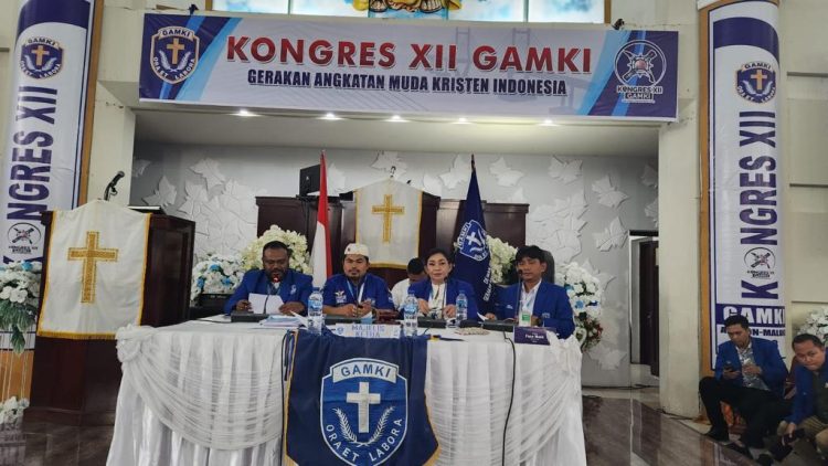 Bung Ringkot Sihotang salah Satu Putra Terbaik Dairi Ikut Serta Ambil Peran Pimpin Sidang Sidang Kongres XII GAMKI Yang Diadakan di Ambon Maluku