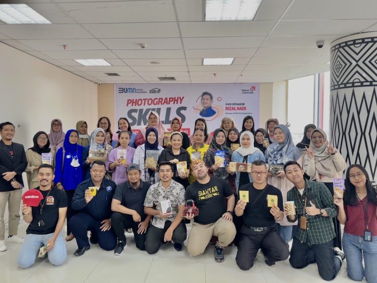 Telkom Witel Sumut adakan pelatihan fotografi dengan tema: "Photography Skill to Boost Your Business". Menggaet fotografer professional Rizal Hadi sebagai keynote speaker