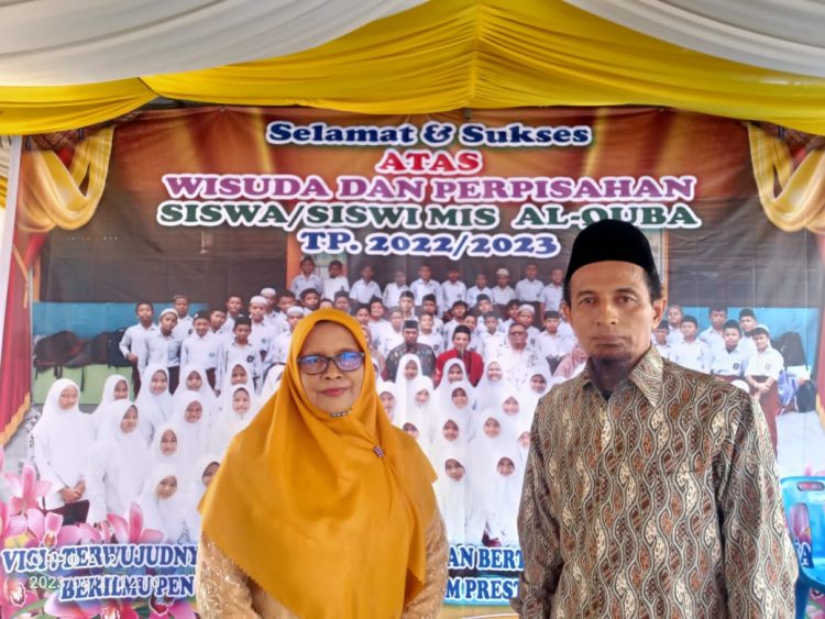 Madrasah Ibtidaiyah Swasta (MIS) Al-Quba mewisuda 104 siswa-siswi dan gelar acara pelepasan di Gedung Sekolah MIS Al-Quba di Jalan Denai No. 233 B, Kecamatan Medan Denai, Kota Medan, Sabtu pagi (27/05/2023)