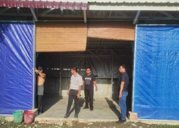 Personel Reskrim Polsek Percut Sei Tuan melakukan penggerebekan di dua tempat yang diduga dijadikan lokasi perjudian, Selasa (30/5/2023).