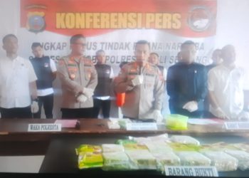 Kapolresta Deliserdang, Kombes Irsan Sinuhaji memberi penjelasan pada konfrensi pers di Aula Terbuka Polresta Deliserdang, Rabu (31/5/2023). (Foto Dok/ Komnas WI DS)