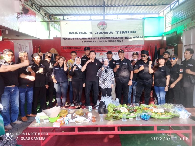BELA NEGARA memperingati hari lahir Pancasila dan juga memperingati hari jadinya dari BELA NEGARA PPPKRI dengan ketua Eko Gasa, acara di adakan di jalan Ketintang Baru Surabaya