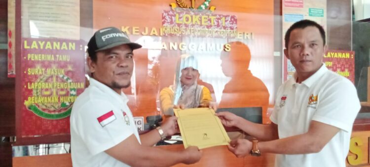 Dewan Pengurus Daerah (DPD) Lembaga Perlindungan Konsumen Nusantara Indonesia (LPKNI) Kabupaten Tanggamus resmi melaporkan dugaan perbuatan melawan hukum dalam pengelolaan keuangan negara yakni Anggaran Dana Desa di Pekon Kejadian Kecamatan Wonosobo