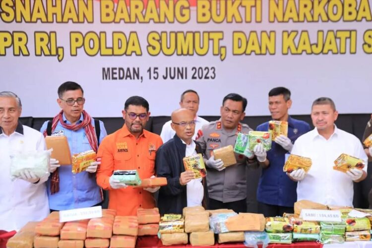 Hasil tangkapan narkoba yang dimusnahkan Polda Sumut bersama Komisi III DPR RI dengan menggunakan mesin incenarator, Kamis (15/6/23).