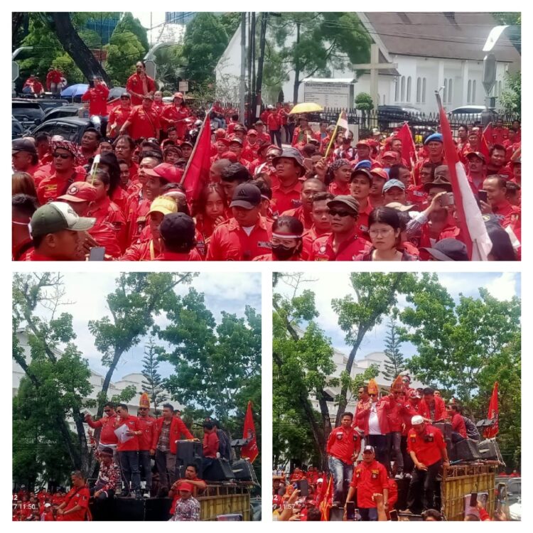 Ribuan massa Pemuda Batak Bersatu (PBB) seruduk Kantor Gubernur Sumut di Jalan Diponegoro Medan, Kota Medan