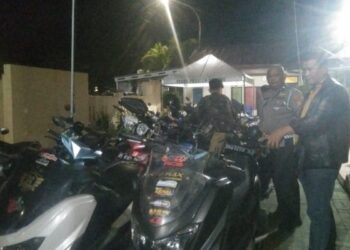 Polsek Tallo Gelar Operasi Malam dipimpin leh Kapolsek AKP Ismail Tallo dan Wakapolsek Iptu H. Ramli dan juga dilibatkan Forum Kemitraan Polisi Masyarakat dan Koramil Tallo Melakukan Operasi Cipta Kondis Kamtibmas Presisi.