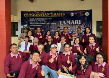 Sebanyak 230 warga Desa Candinata, Kecamatan Kutasari, memeriksakan diri kesehatan mereka secara gratis di balai desa setempat, Minggu 18 Juni 2023