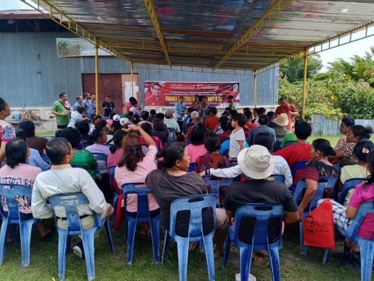 Anggota DPRD Provinsi Sumatera Utara Franky Partogi Wijaya Sirait, B.Sc menggelar reses III tahun 2022-2023 di Kelurahan Sukaraja , Kecamatan Siantar Marihat, Kota Pematangsiantar, Selasa (20 Juni 2023) Pukul 09.00 Wib.