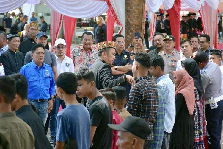 Festival Kuah Beulangong, yang diselenggarakan di Tugu Kembar, tepat di depan Kantor Wali Kota Sabang, Sabtu (24/6,/23).