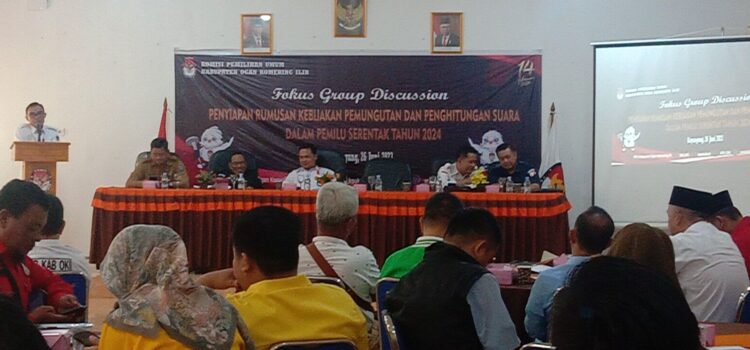Komisi Pemilihan Umum (KPU) Kabupaten Ogan Komering Ilir (OKI) hari ini menggelar forum group discussion (FGD) terkait pungut dan hitung di TPS Pemilu 2024