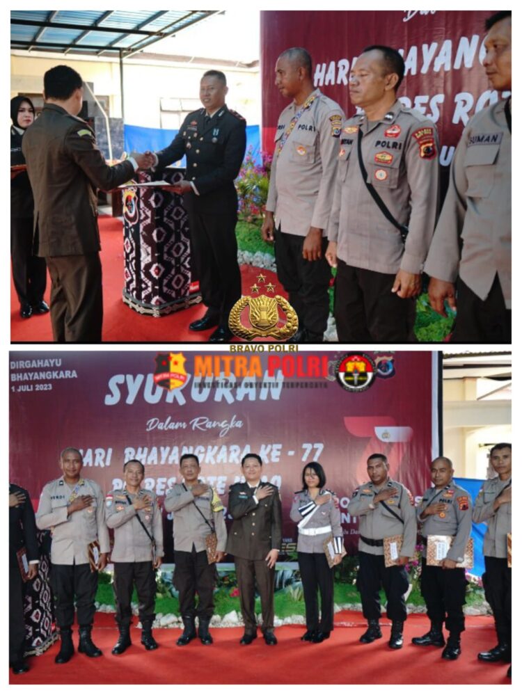 Polsek Lobalain melalui Pasukan DOBRAK-nya menggelar Bhakti Sosial dengan memberikan bantuan air bersih kepada warganya di Kecamatan Lobalain Kabupaten Rote Ndao, NTT.