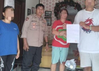 Polisi Lingkungan Desa Tateli berhasil menyelesaikan perselisihan antara orang tua dan anak di Desa Tateli, Jumat (7/7/2023).