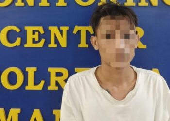 Sat Res Narkoba Polresta Manado mengamankan Satu orang lelaki tersangka pengedar Narkotika Jenis Sabu berinisial SA aias Alil (25), Warga Kelurahan Kombos Kecamatan Singkil Kota Manado, Jumat (7/7/2023).