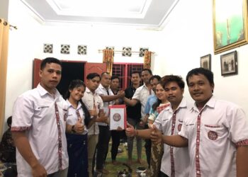 Serah Terima Jabatan Pengurus Baru PUNGUAN Generasi Muda/i Tuandibangarna MEDAN (GEMUTUNA) Periode 2023-2024 Terlaksana dengan Sukses yang berlangsung tepatnya di rumah Alfandi Panjaitan salah satu anggota PUNGUAN Generasi Muda/i Tuandibangarna MEDAN (GEMUTUNA) Minggu (09/06/2023)