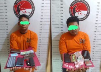 Tersangka PP alias WK dan tersangka IJ alias BAIM diamankan beserta barang bukti