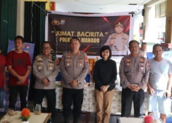 Polresta Manado melaksanakan Jumat Bacirita di Cafe Marina Kota Manado, Jumat (14/7/2023).