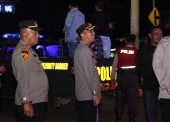 Kabag Ops Kompol Bayu Putra Samara S.I.K MH, memimpin pelaksanaan patroli antisipasi kegiatan masyarakat, di wilayah hukum Polres Pematangsiantar, Sabtu (15/07/2023) sekira pukul 23.00 Wib.