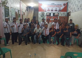 Pertemuan beberapa organisasi yang bergabung dalam aliansi masyarkat sumatera utara Senin (17/7/2023), di Kantor DPC HBB (Horas Bangso Batak) Medan Jalan Bajak II Marindal, Medan.