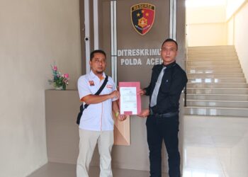 Direktur Eksekutif YLBH-AKA Nagan Raya Muhammad Dustur, S.H., M.Kn mendampingi warga menjadi yang korban atas dugaan tindakan penyalahgunaan wewenang oleh salah satu oknum Kepala Desa)dan beberapa orang lainnya