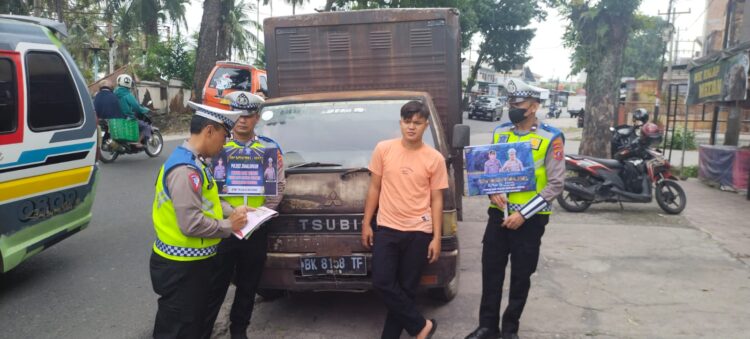 Sat Lantas Polres Simalungun menggelar kegiatan Ops Patuh Toba 2023 dengan tema "Patuh dan Tertib Berlalulintas Cerminan Moralitas Bangsa". Kegiatan ini dilaksanakan pada hari Kamis, (20 Juli 2023)