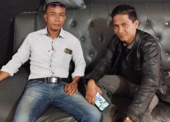 Awak media Mitrapolri.com saat meminta tanggapan Alisadar Sinaga selaku bakal calon pangulu Nagori Bayu Bagasan Sabtu (22/ 07/2023)