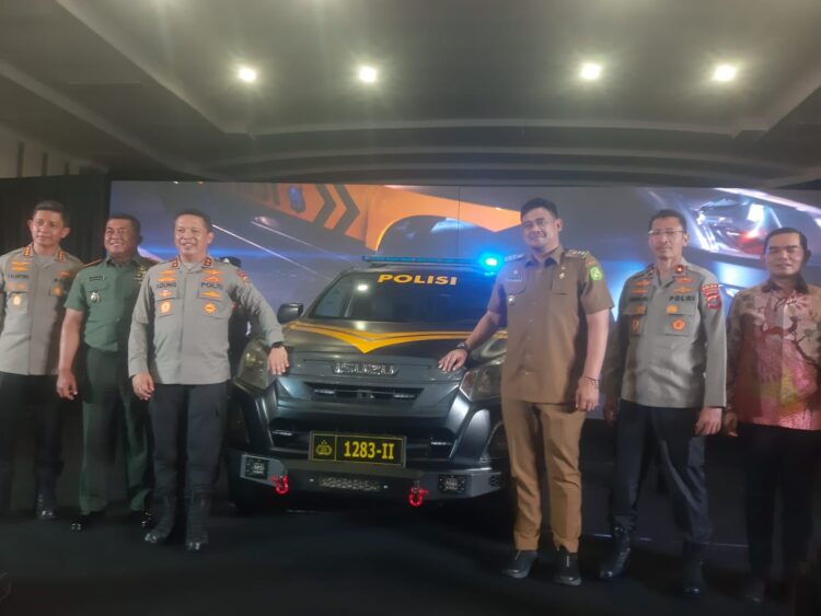 Polda Sumut meluncurkan mobil patroli fitur canggih untuk mengantisipasi tingkat kejahatan di wilayah hukum Polrestabes Medan di Aula Tribrata Mapolda Sumut, Senin (24/7/2023).