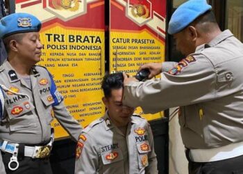 Personel Sie Propam Polresta Manado melaksanakan kegiatan Operasi Gaktiblin Penegakan dan Penertiban Disiplin kepada anggota bertempat di Mako Polresta Manado, Selasa (25/7/2023).