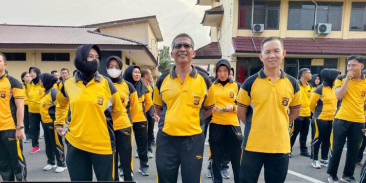 Apel Olahraga di halaman Apel Pagi Mapolda Sumsel Jalan Jenderal Sudirman KM 4 Palembang, Jumat pagi (28/07/2023).