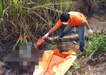 Mayat Jaimin (42) warga Gang Anggur RT. 001 RW. 012 Kelurahan Kelapa Dua, Kecamatan Ciracas Jakarta Timur, ditemukan sudah dalam keadaan meninggal dunia pada Minggu (30/7/2023) sekira jam 07.41, WIB.