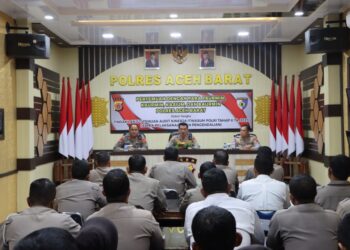 Kapolres Aceh Barat AKBP Andi Kirana S.I.K, M.H., cek hasil tindak lanjut dari Bag, Sat dan Sie atas temuan Audit Kinerja Itwasum Polri Tahap II TA. 2023 Aspek Pelaksanaan dan Pengendalian, bertempat di Aula Polres Aceh Barat, Senin  (31/07/23).