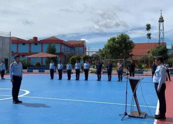 Pihak Lembaga pemasyarakatan (Lapas) kelas IIa Pematangsiantar rutin melaksanakan razia di blok warga binaan.