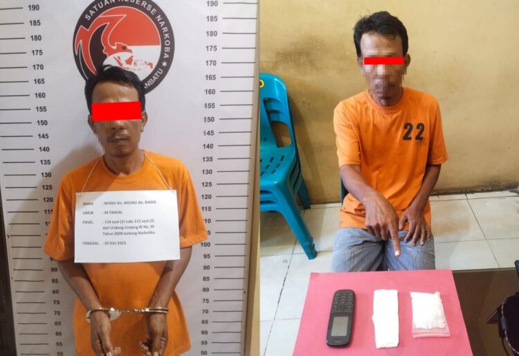 Satres Narkoba Polres Labuhanbatu menangkap M alias Mesno alias Bagol (44) warga Dusun III, Desa Cinta Makmur, Kecamatan Panai Hulu dan mengamankan barang bukti narkotika jenis sabu-sabu seberat 29.56 gram, Sabtu (29/07/23) sekira pukul 14.30 Wib.