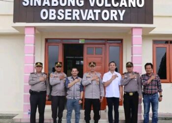 Kapolres Tanah Karo AKBP Wahyudi Rahman, S.H, S.I.K, M.M, melakukan kunjungan ke Kantor Pusat Vulkanologi Mitigasi Bencana Geologi (PVMBG), di Kabupaten Karo, Selasa (1/8/2023)