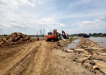 Proyek pembangunan bangunan perkuatan tebing sungai Krueng Keureuto yang berlokasi di Kecamatan Lapang Kabupaten Aceh Utara