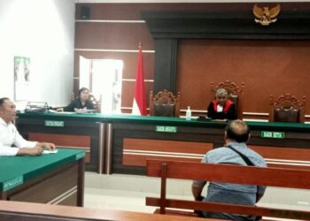 Polsek Wanea melalui penyidiknya kembali menghadapkan seorang pelanggar penjual minuman beralkohol (miras) ke Sidang Tipiring di Pengadilan Negeri Manado