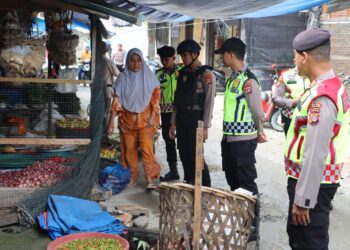 Polres Nagan Raya melakukan patroli gabungan di Wilayah hukumnya dalam Kabupaten setempat.