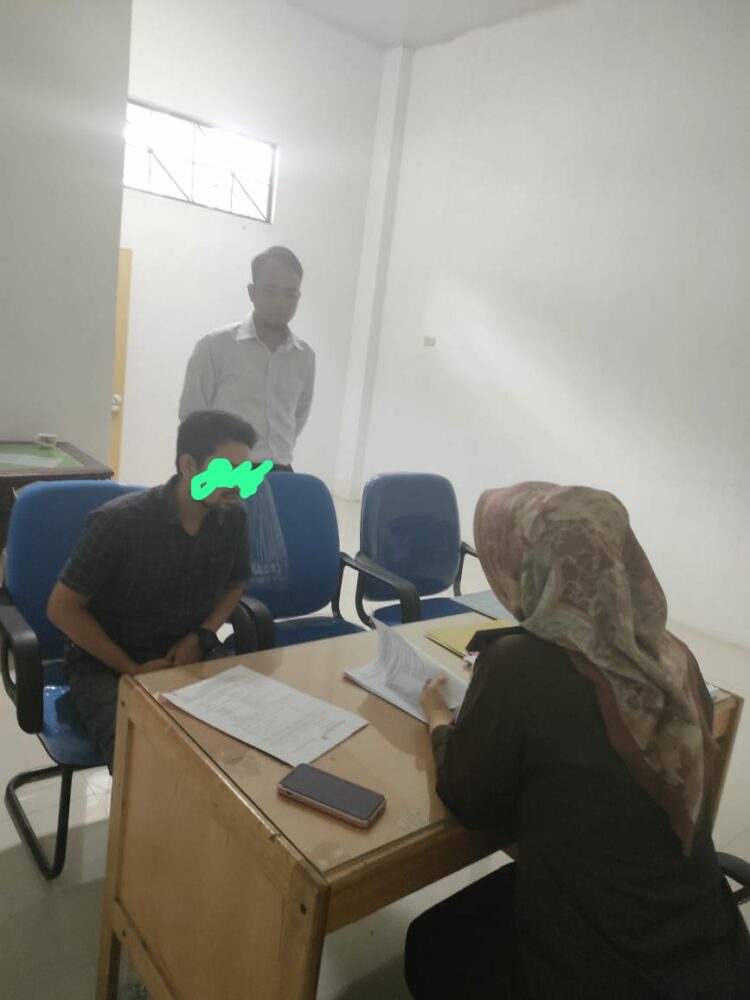 Penyerahan KH warga Gampong Kuala Tuha itu diserahkan langsung oleh Unit PPA yang diterima oleh JPU Nilam Agustini Putri, senin (14/8/2023) di Kejari Nagan Raya Kompleks Perkantoran Suka Makmue.
