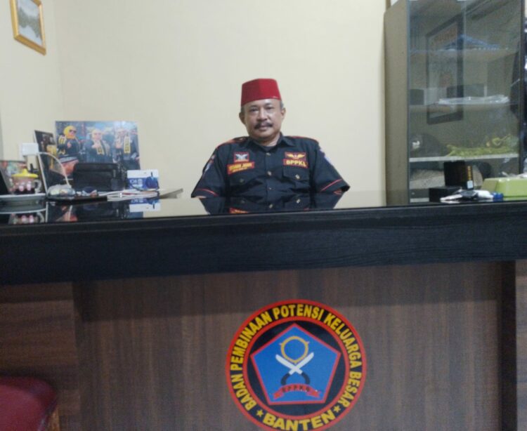Ketua BPPKB dan Sekaligus Ketua Lintas Ormas Se-Kecamatan Gunung Putri Bapak Usman Jabir  Dalam Gebyar HUT RI - 78 Lintas Ormas Se-Kecamatan Gunung Putri Kabupaten Bogor (foto : Mitrapolri.com/RH)