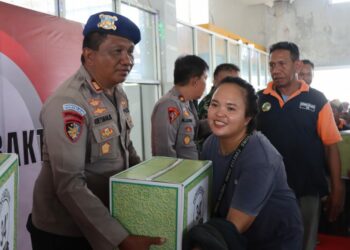 Alumni Akabri 89 di Polresta Manado juga tidak ketinggalan menggelar berbagai kegiatan positif salah satunya adalah bakti sosial dan bakti kesehatan yang dilangsungkan di Pelabuhan Kota Manado, Sabtu (26/8/2023).
