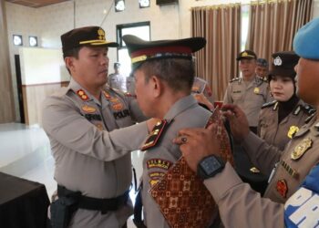 Acara pelantikan Kasat Pam Obvit Polres Simalungun yang dipimpin secara langsung oleh Kapolres Simalungun AKBP Ronald F.C Sipayung, S.H., S.I.K., M.H.
