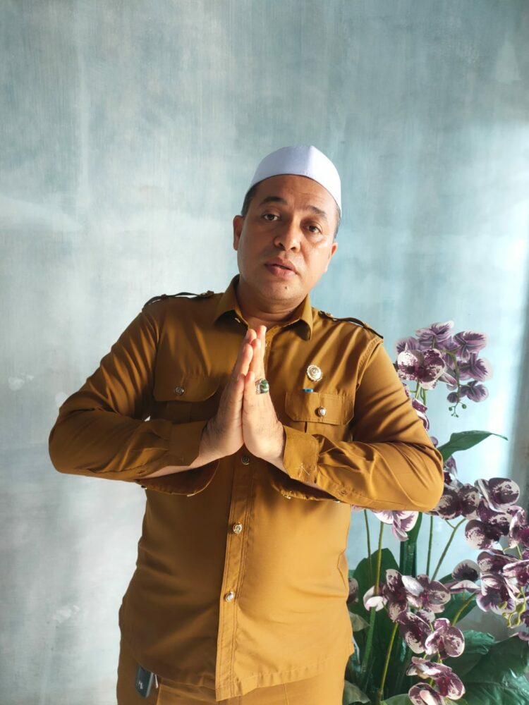Kepala Puskesmas Paya Bakong, Bahktiar