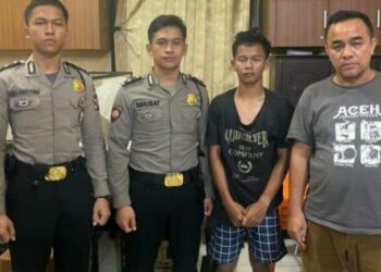 DIAMANKAN: Tim Patroli Perintis Polrestabes Medan mengamankan anggota geng motor (gemot) dan pelaku pengancaman (FotoDok/ Polrestabes)