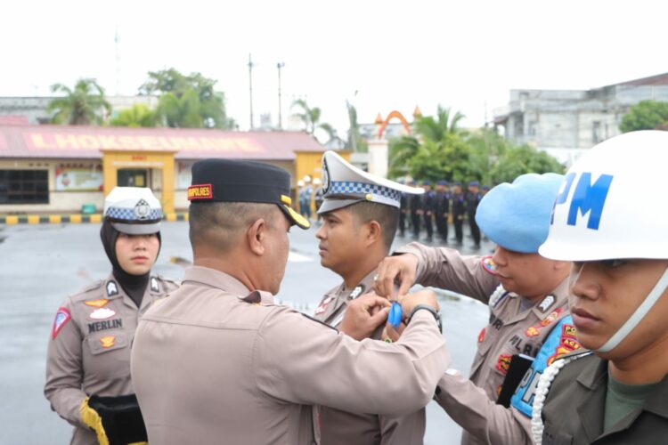 Polres Lhokseumawe melaksanakan Apel Gelar Pasukan tanda dimulainya Operasi Zebra Seulawah 2023 dipimpin oleh Wakapolres Lhokseumawe Kompol Dedy Darwinsyah, S.E, M.M Senin (4/9/2023) di lapangan Apel Mapolres Lhokseumawe.