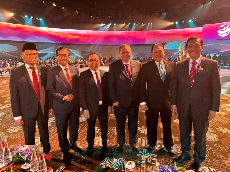 Bamsoet usai menghadiri pembukaan KTT ASEAN ke-43 oleh Presiden RI Joko Widodo, di JCC Senayan, Jakarta, Selasa (5/9/23).